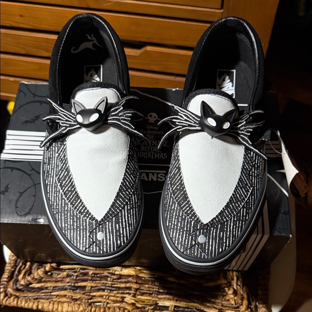 Vans Black and White Jack Skeleton “The Nightmare Before Christmas “ Shoe’s BNWT